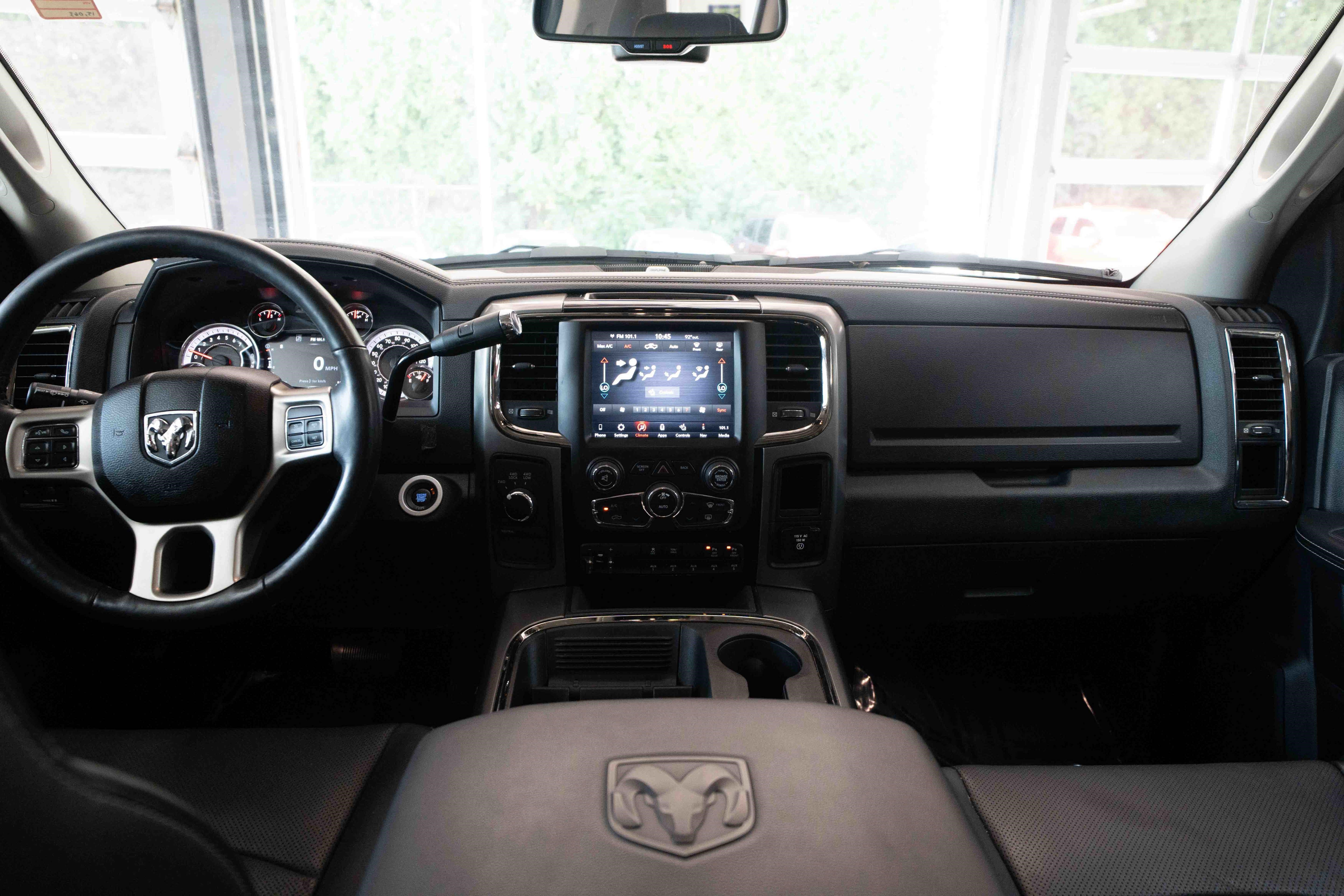 Used 2018 RAM 2500 Laramie w/ Sport Appearance Group AWD/4WD image 20