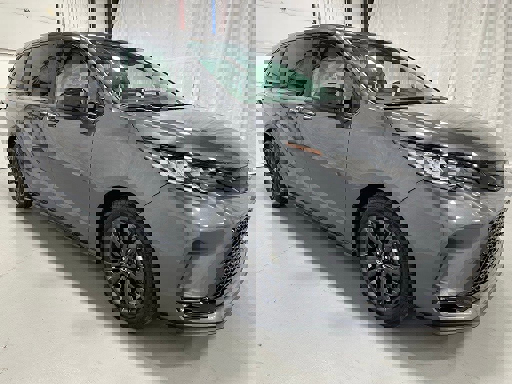 Used 2025 Toyota Sienna XSE