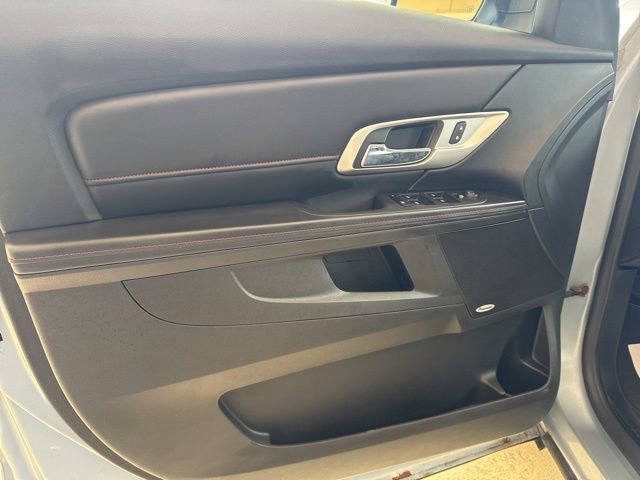 Used 2015 GMC Terrain SLE w/ Chrome Edition FWD image 11