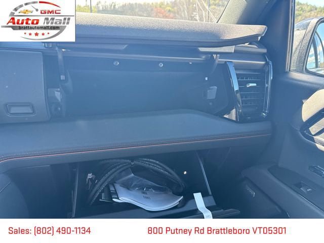 New 2026 GMC Sierra 1500 AT4 w/ AT4 Preferred Package AWD/4WD image 19