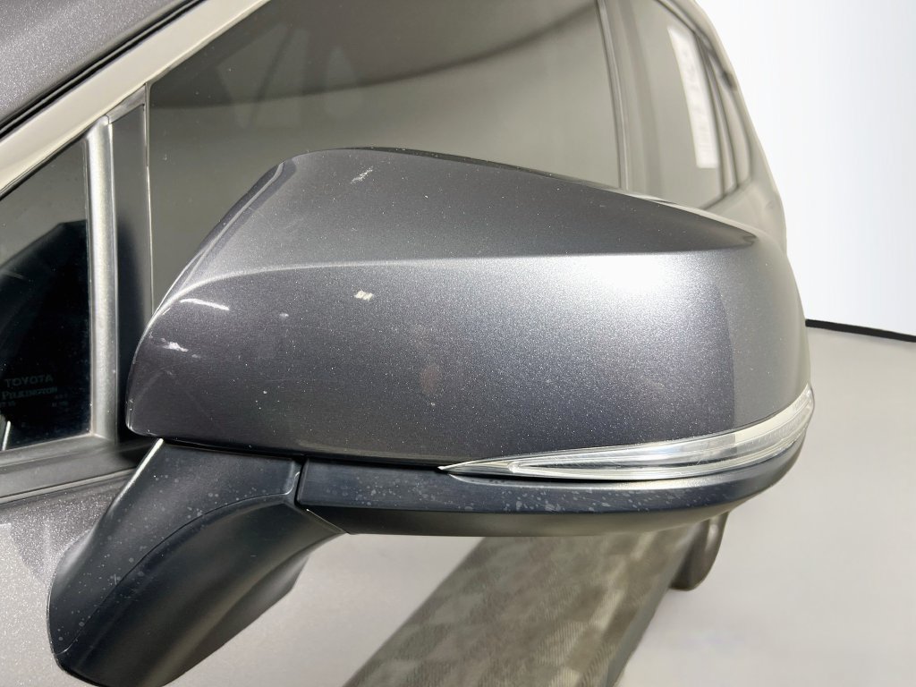 Used 2024 Toyota RAV4 XLE w/ Convenience Package FWD image 10