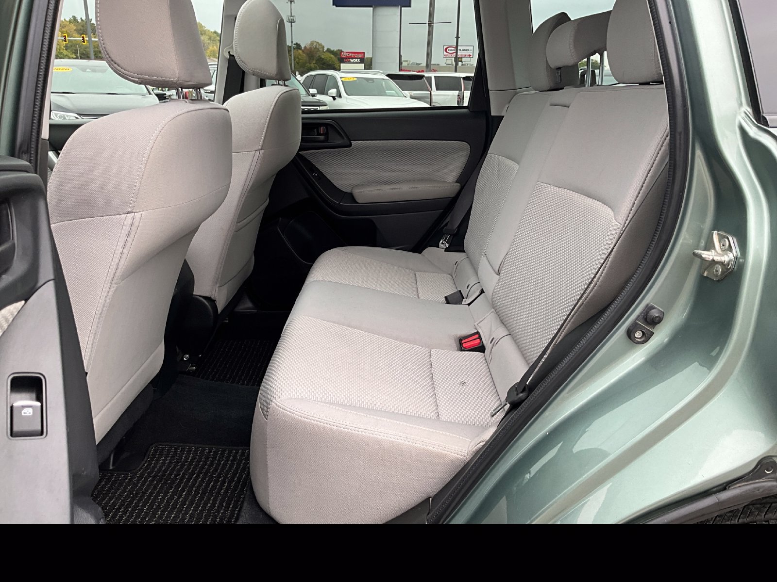 Used 2018 Subaru Forester 2.5i Premium AWD/4WD image 24