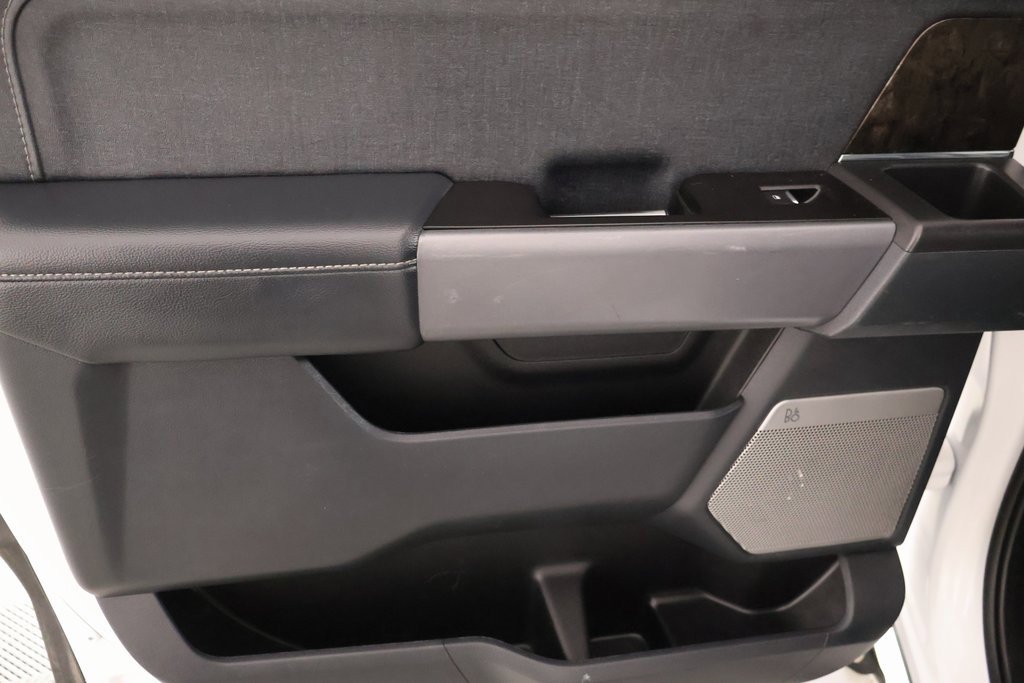 Used 2022 Ford F150 Lariat w/ Equipment Group 501A Mid image 17