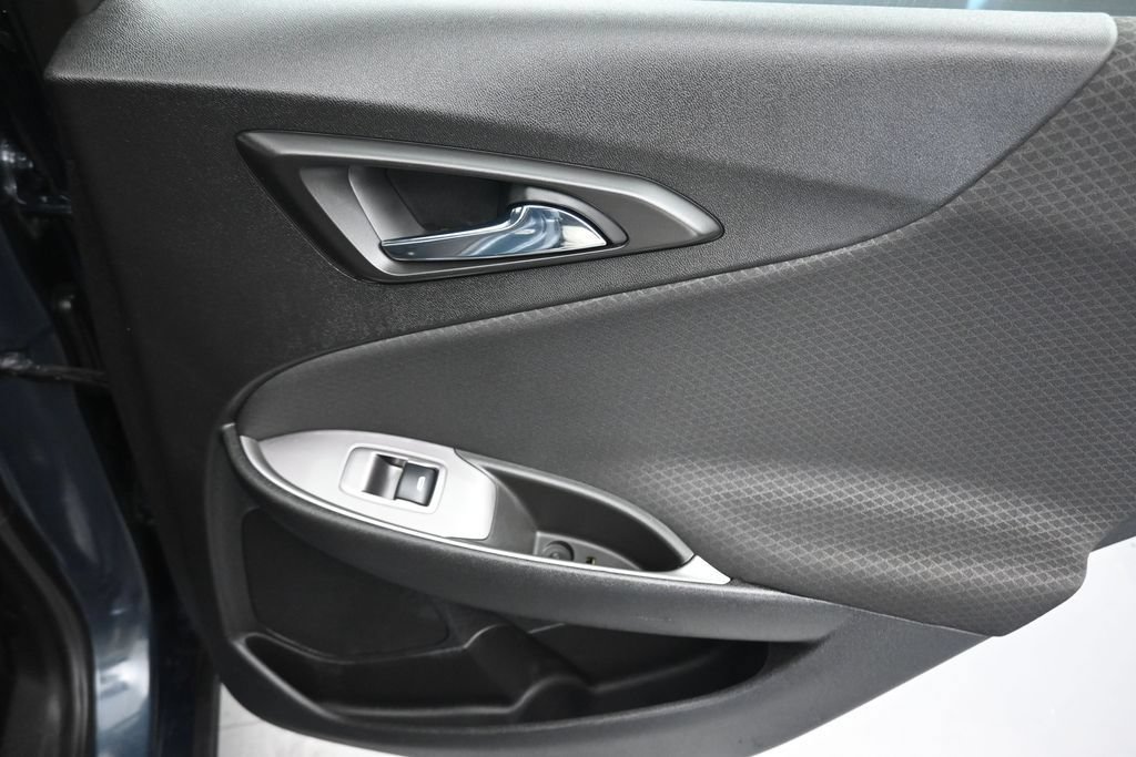 Used 2020 Chevrolet Malibu LS FWD image 32