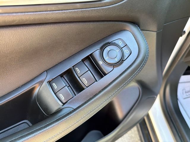 Used 2025 Buick Encore GX Sport Touring w/ Comfort Package FWD image 18