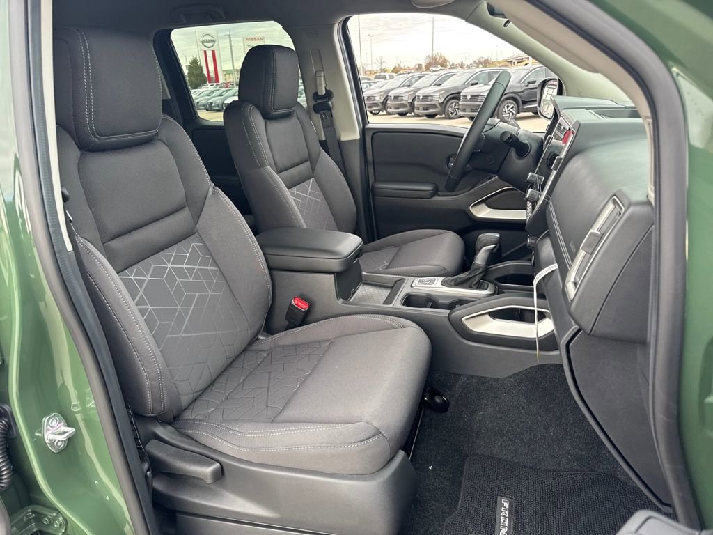 New 2026 Nissan Frontier SV w/ SV Convenience Package image 13