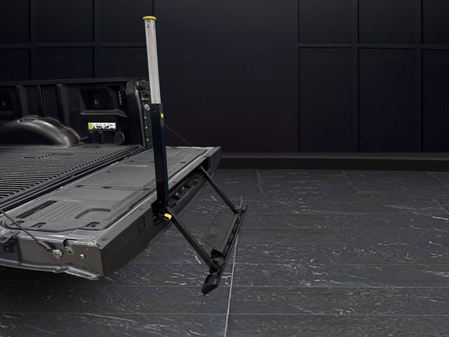 Used 2022 Ford F150 XLT w/ Equipment Group 302A High image 17