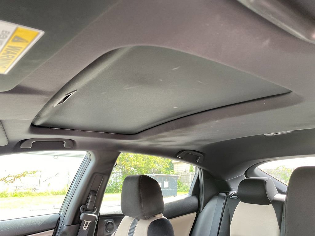 Used 2019 Honda Civic EX image 24