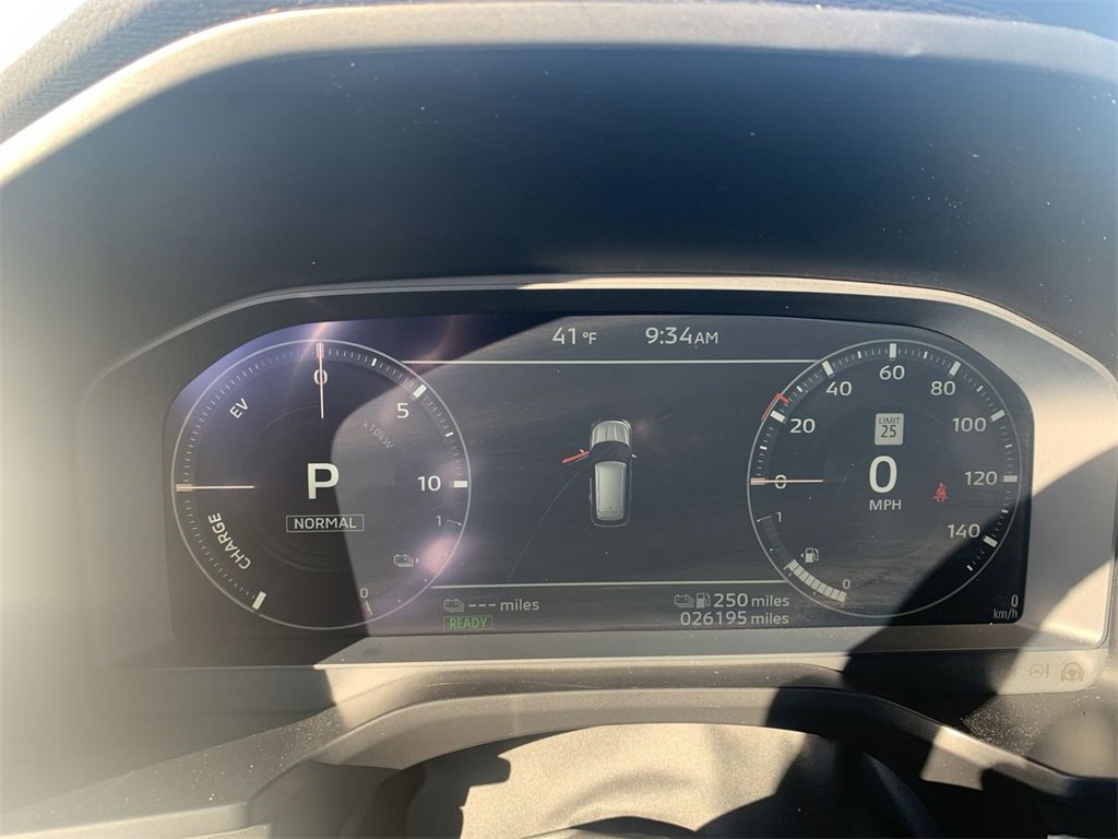 Used 2024 Mitsubishi Outlander SEL image 16