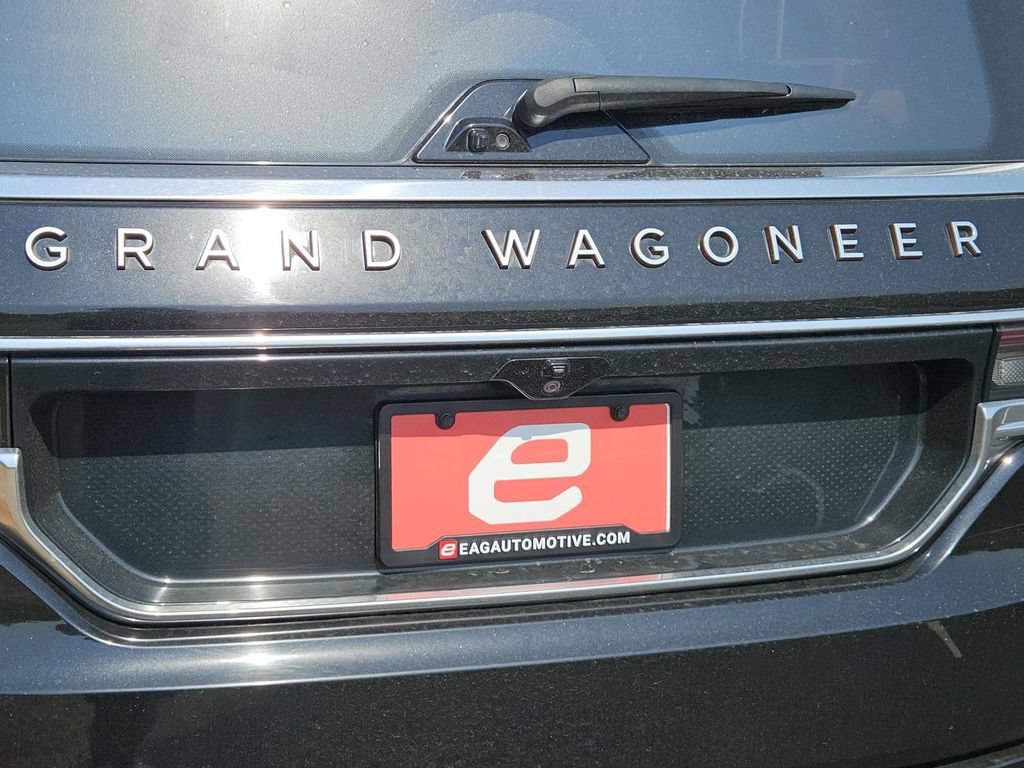 Used 2022 Jeep Grand Wagoneer Series III w/ HD Trailer Tow Package AWD/4WD image 49