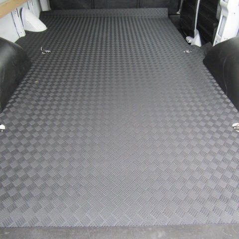 Used 2023 GMC Savana 2500 w/ Driver Convenience Package image 7