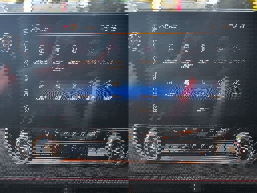 Certified 2024 Chevrolet Colorado Z71 w/ Z71 Convenience Package 2 AWD/4WD image 18