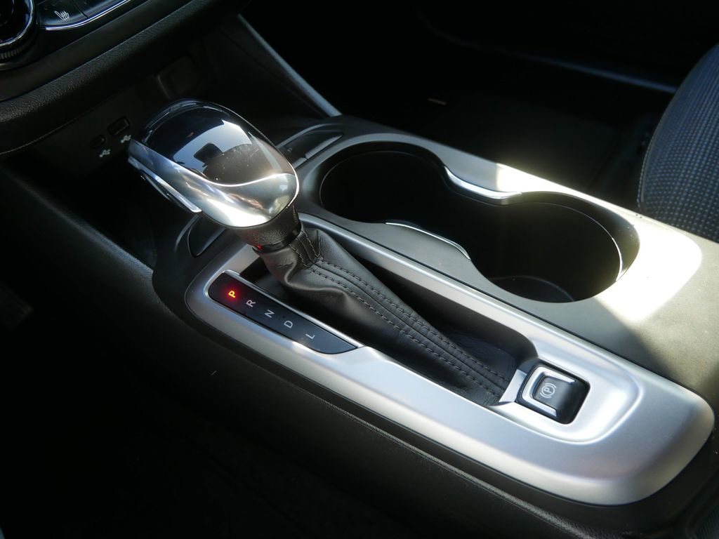 Certified 2024 Buick Envista Preferred w/ Convenience I Package image 21