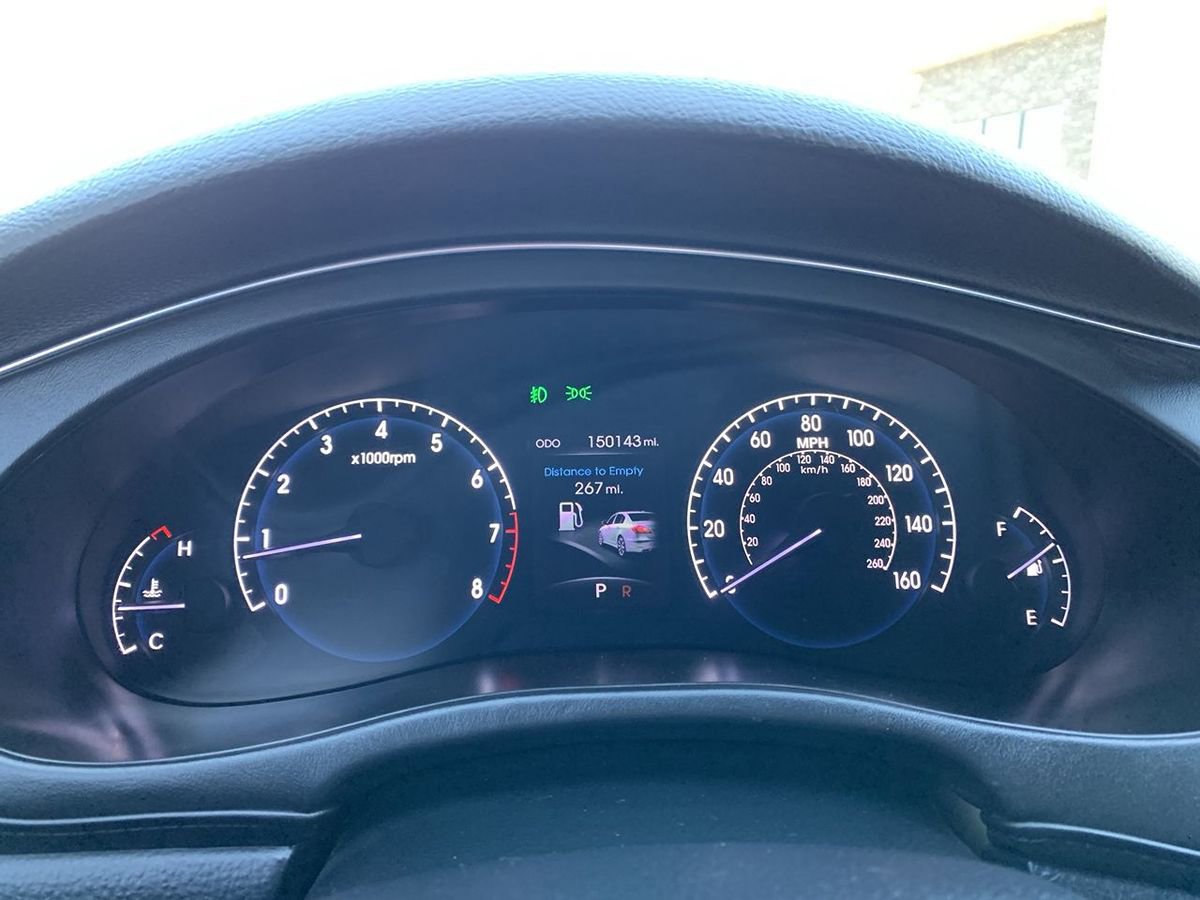 Used 2012 Hyundai Genesis 5.0 R-Spec RWD image 19
