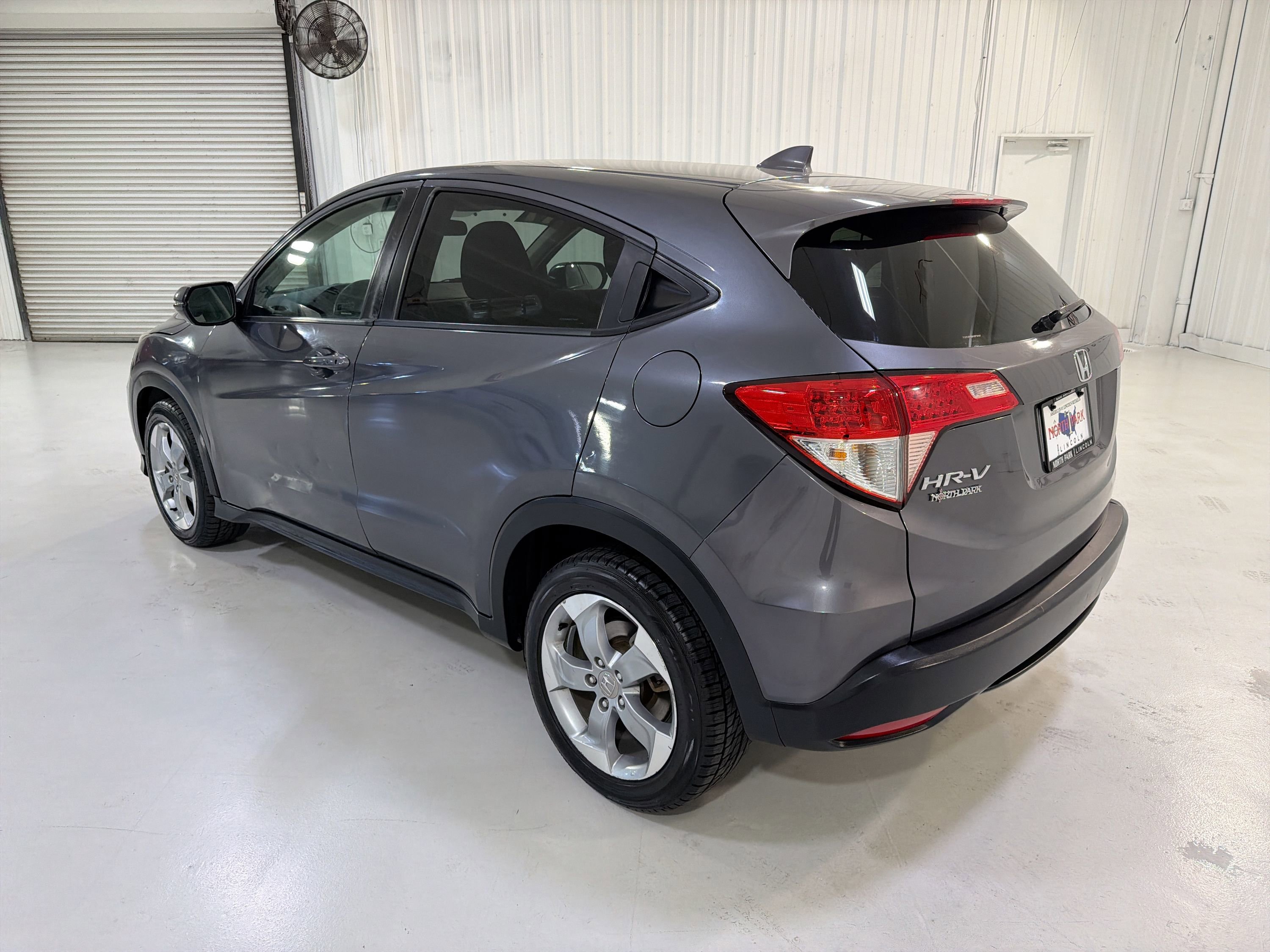 Used 2017 Honda HR-V EX image 24