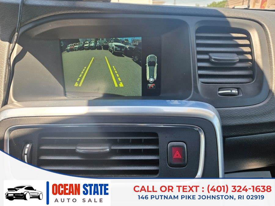 Used 2016 Volvo V60 T5 Premier w/ Convenience Package FWD image 19