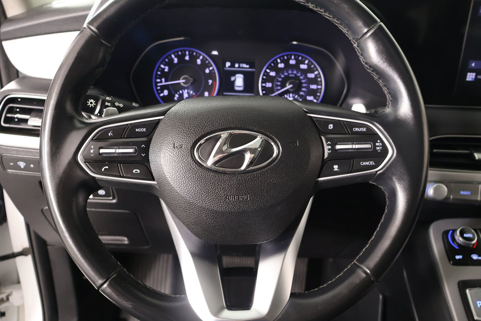 Used 2022 Hyundai Palisade SEL FWD image 3