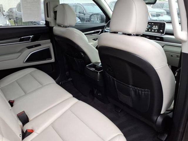 Used 2020 Kia Telluride S w/ S 8 Passenger Seating Package FWD image 23