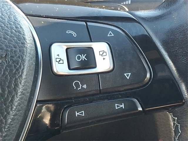 Used 2018 Volkswagen Passat 3.6 image 22