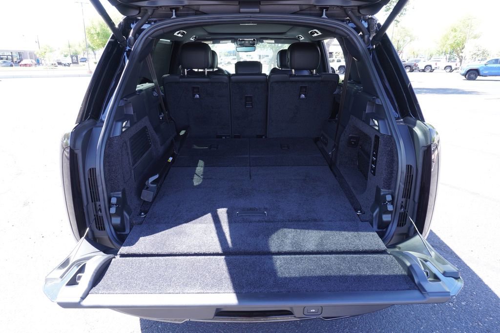 Used 2025 Land Rover Range Rover Long Wheelbase SE image 8