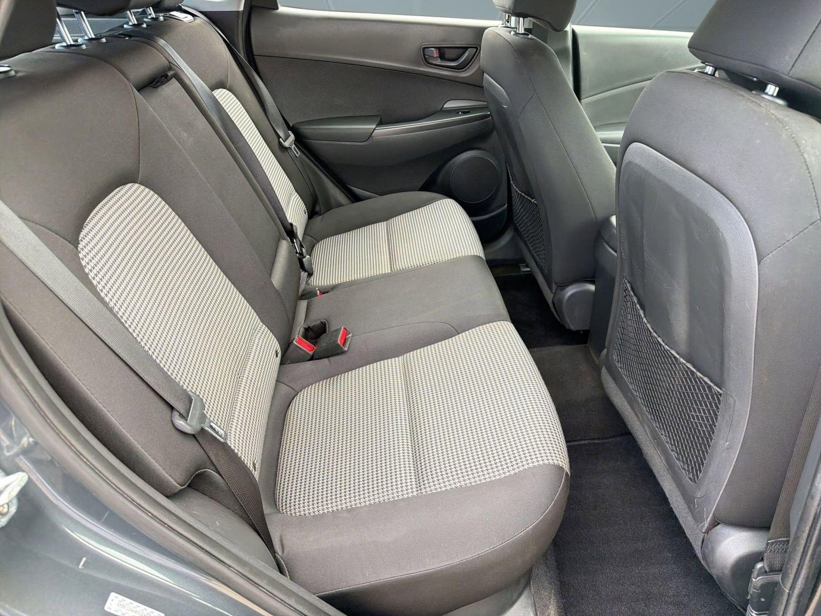 Used 2021 Hyundai Kona SE image 27