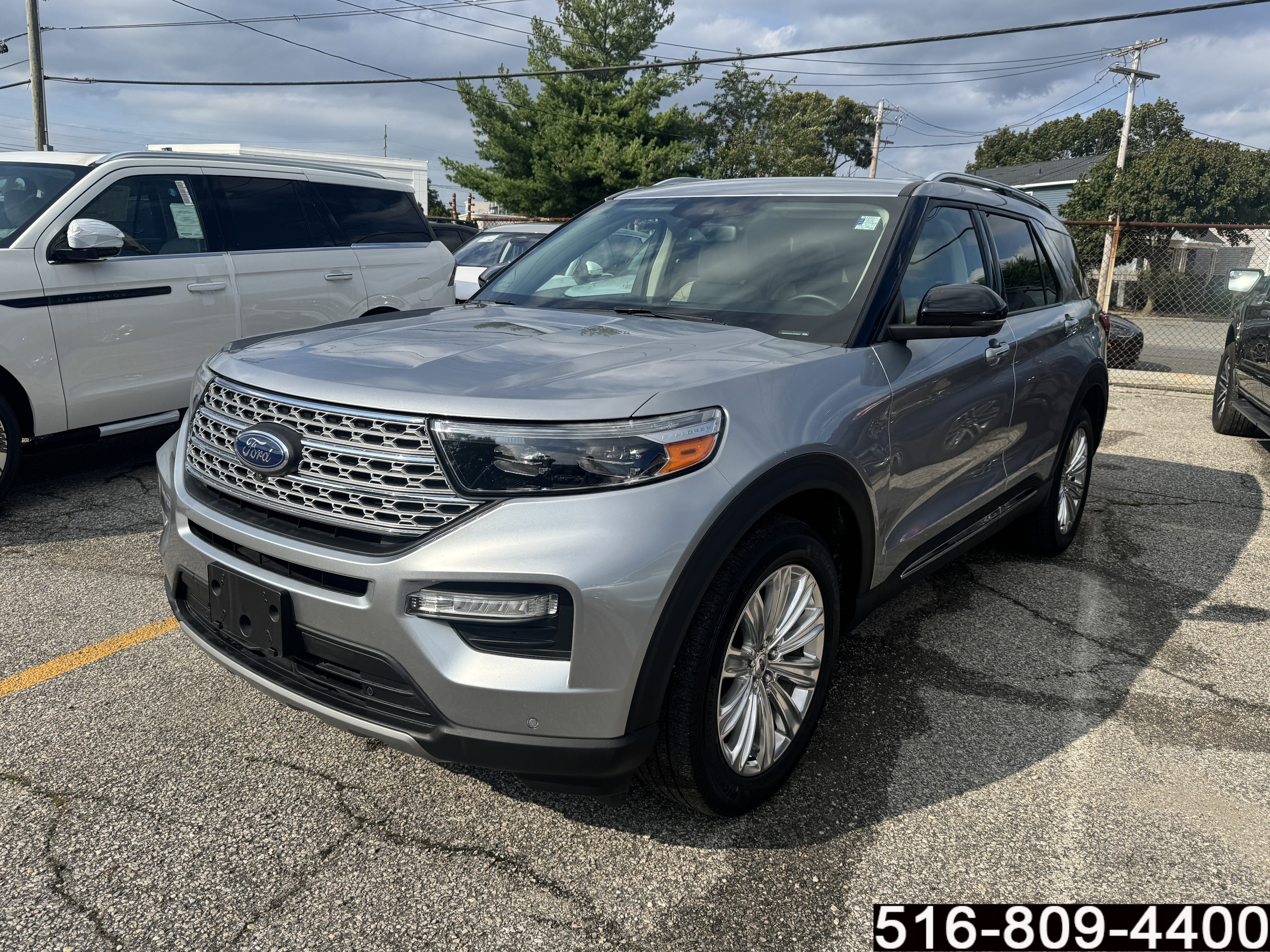 Used 2020 Ford Explorer Limited AWD/4WD image 8
