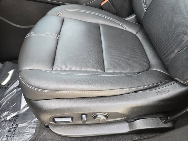 Used 2024 Chevrolet Blazer LT FWD image 24