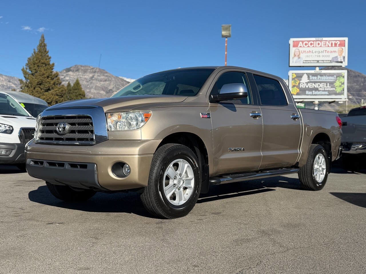 Used 2007 Toyota Tundra Limited AWD/4WD image 2