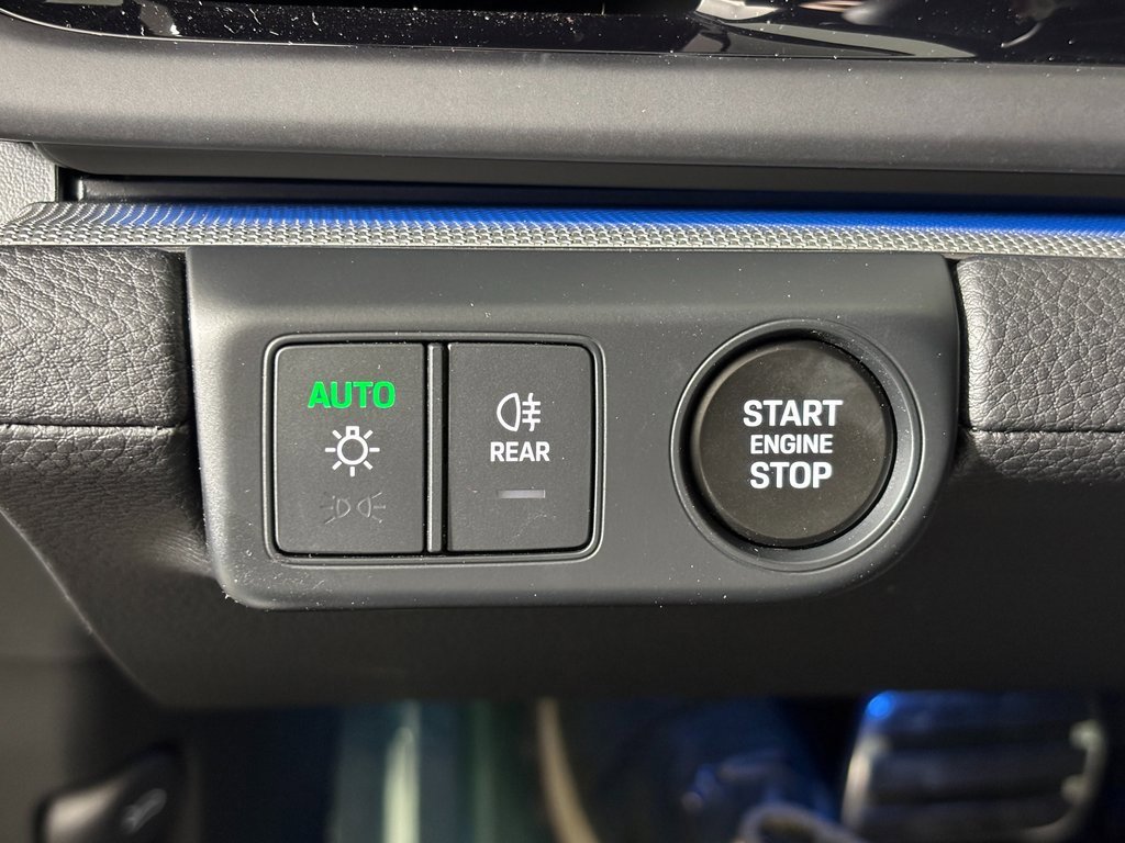 Used 2026 Porsche Panamera 4 image 21