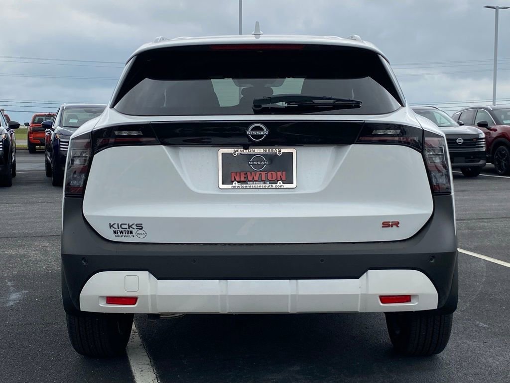 New 2025 Nissan Kicks SR w/ SR Premium Package image 5