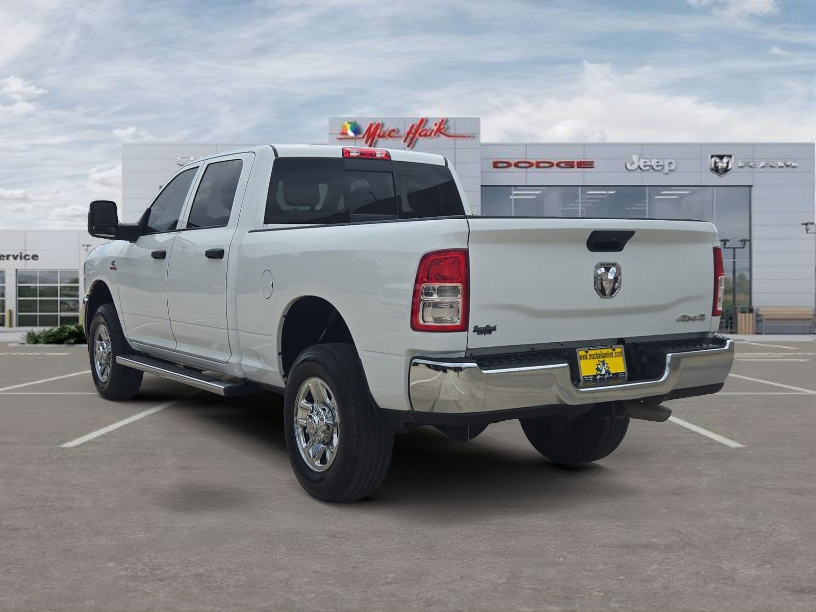 Used 2024 RAM 2500 Tradesman w/ Chrome Appearance Group image 3