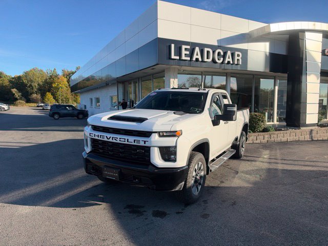 Used 2023 Chevrolet Silverado 2500 Custom w/ Custom Value Package AWD/4WD image 1