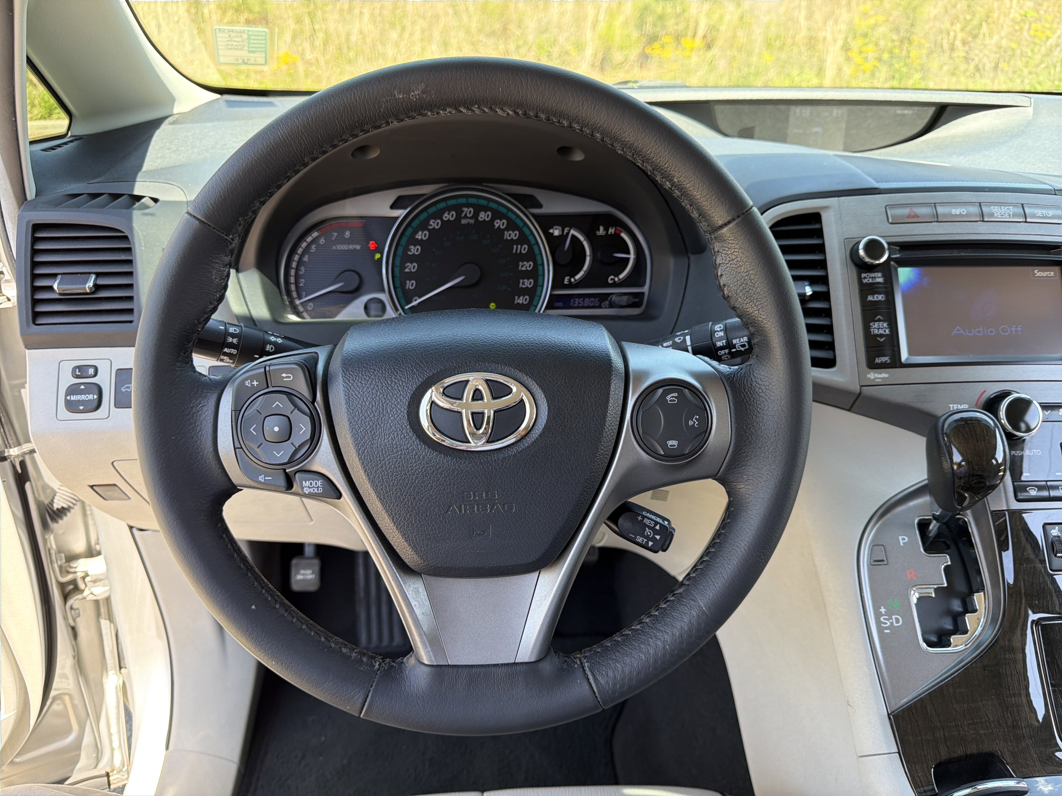 Used 2013 Toyota Venza XLE image 23