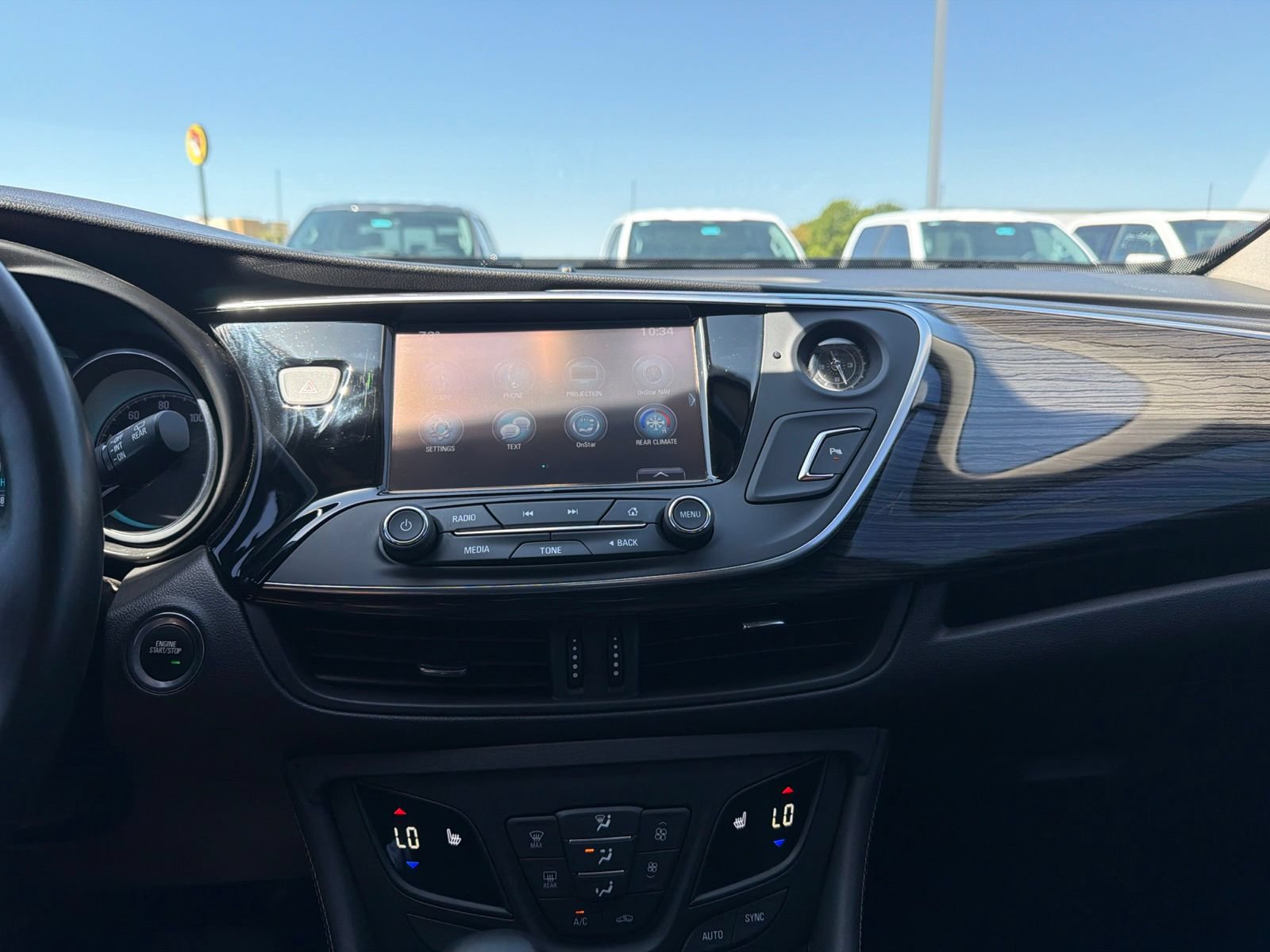 Used 2017 Buick Envision Essence FWD image 18