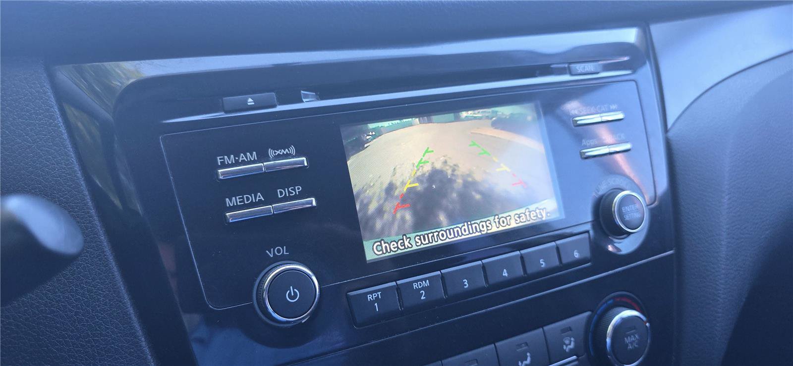 Used 2016 Nissan Rogue S FWD image 19