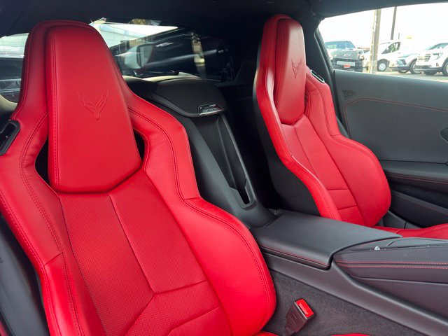 Used 2024 Chevrolet Corvette Z06 RWD image 22