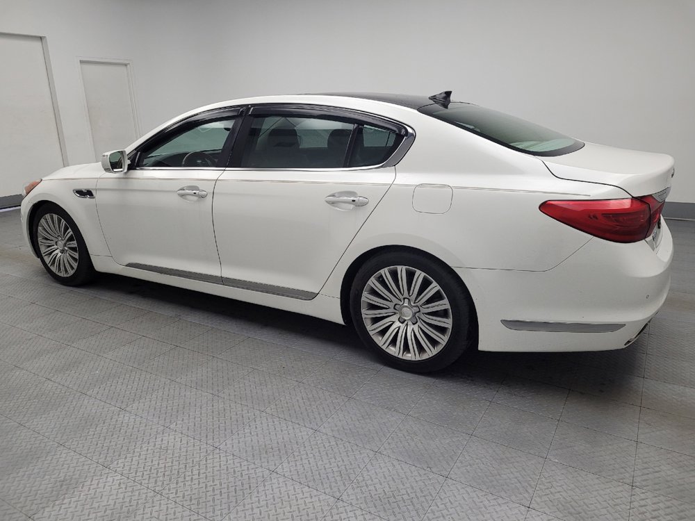 Used 2015 Kia K900 Premium w/ Interior Highline Package image 3