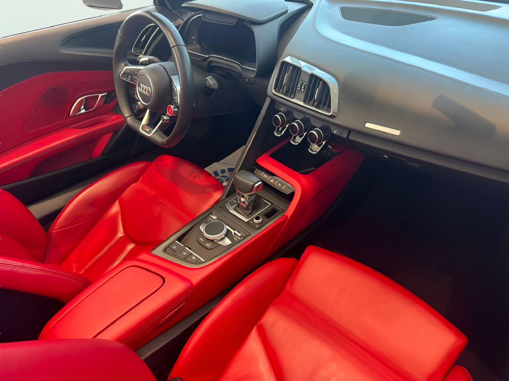 Used 2022 Audi R8 V10 performance RWD image 13