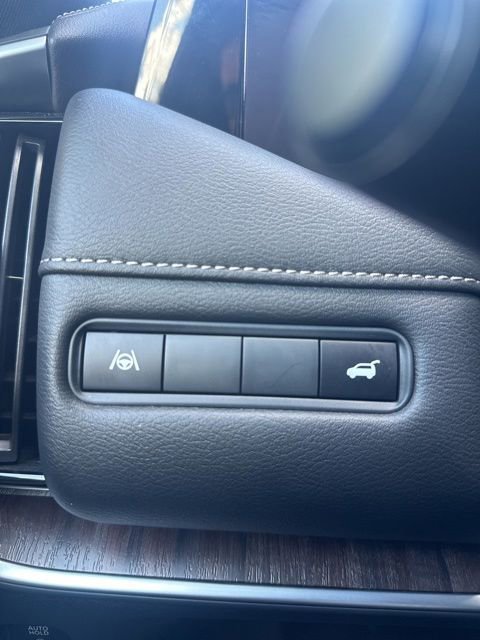 Used 2025 Nissan Armada SL AWD/4WD image 39