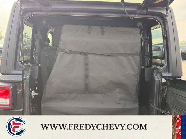 Used 2023 Jeep Wrangler Sport AWD/4WD image 32