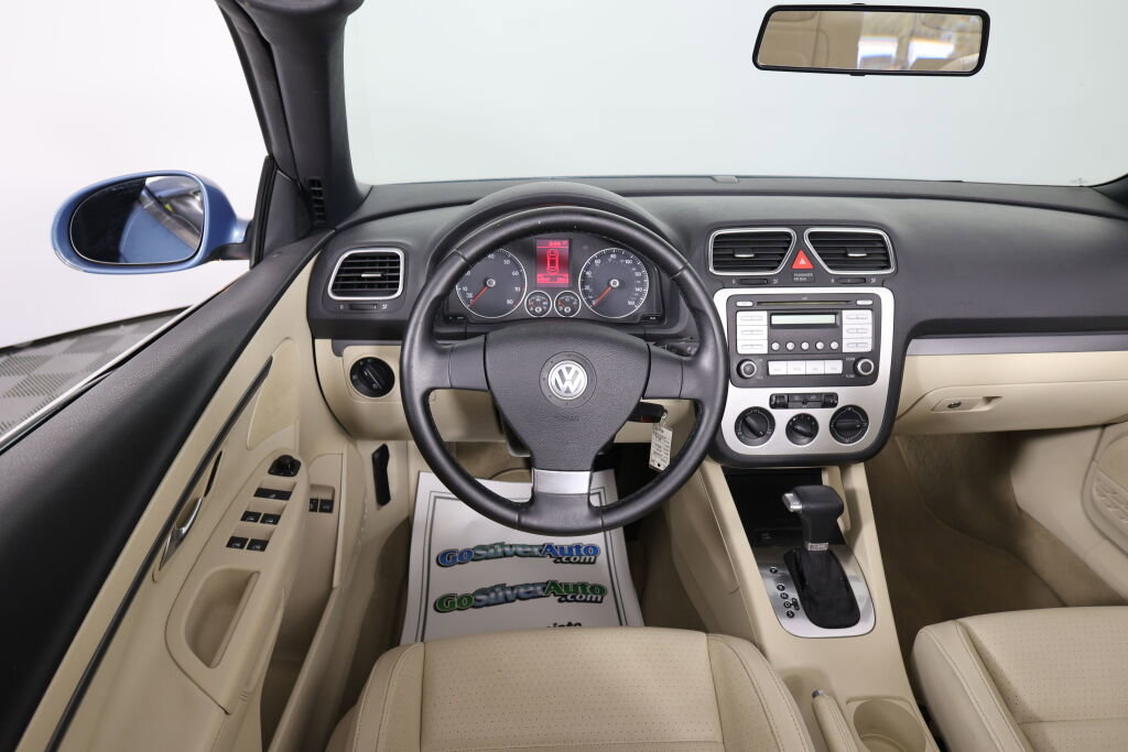 Used 2008 Volkswagen Eos 2.0T image 21