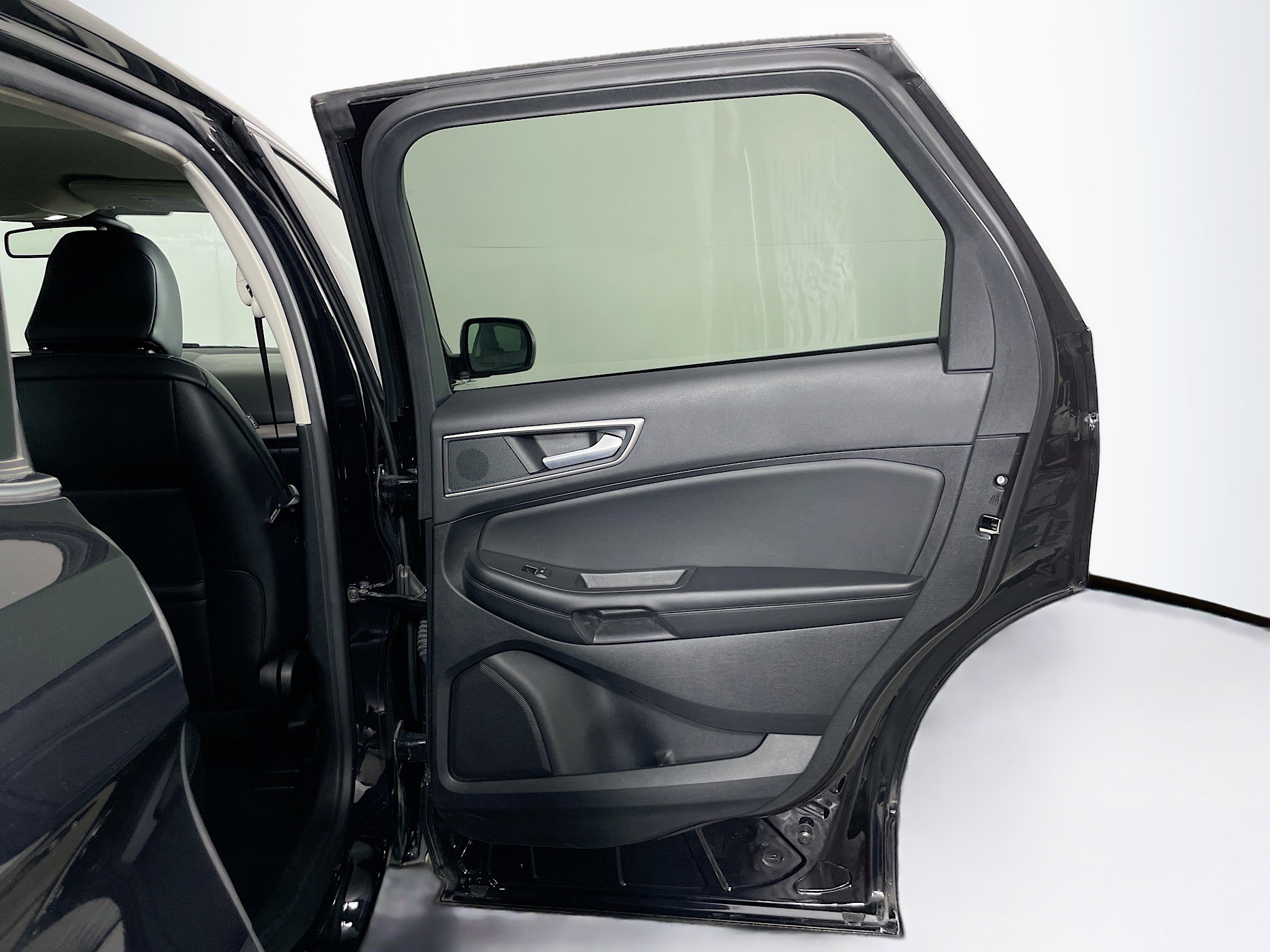 Used 2024 Ford Edge SEL image 28