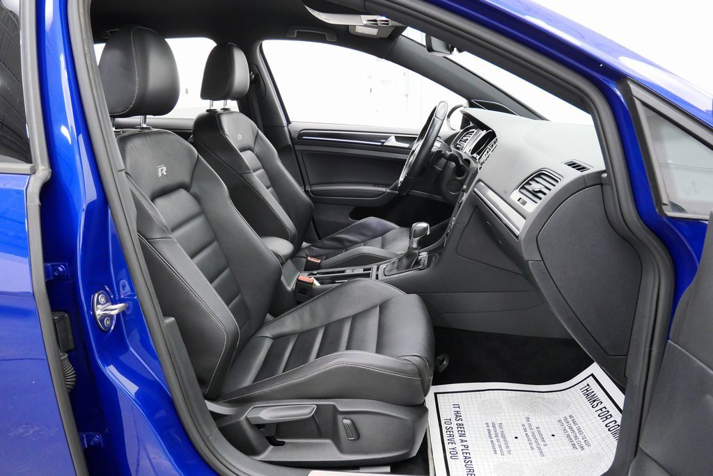 Used 2017 Volkswagen Golf R 4-Door image 16