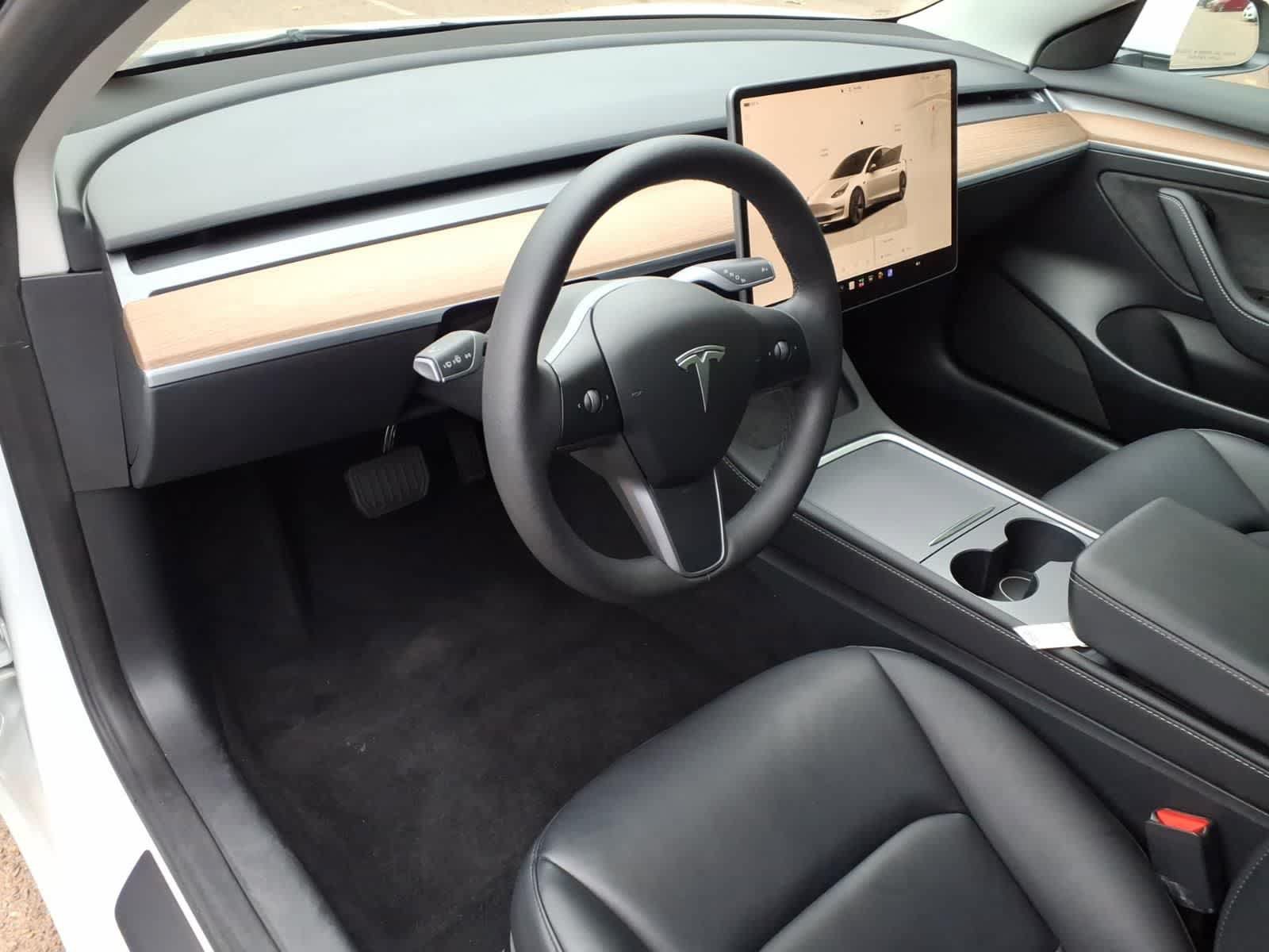 Used 2023 Tesla Model 3 Standard Range RWD image 15