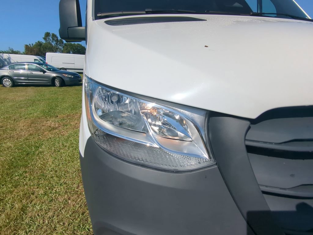 Used 2025 Mercedes-Benz Sprinter 3500 image 21