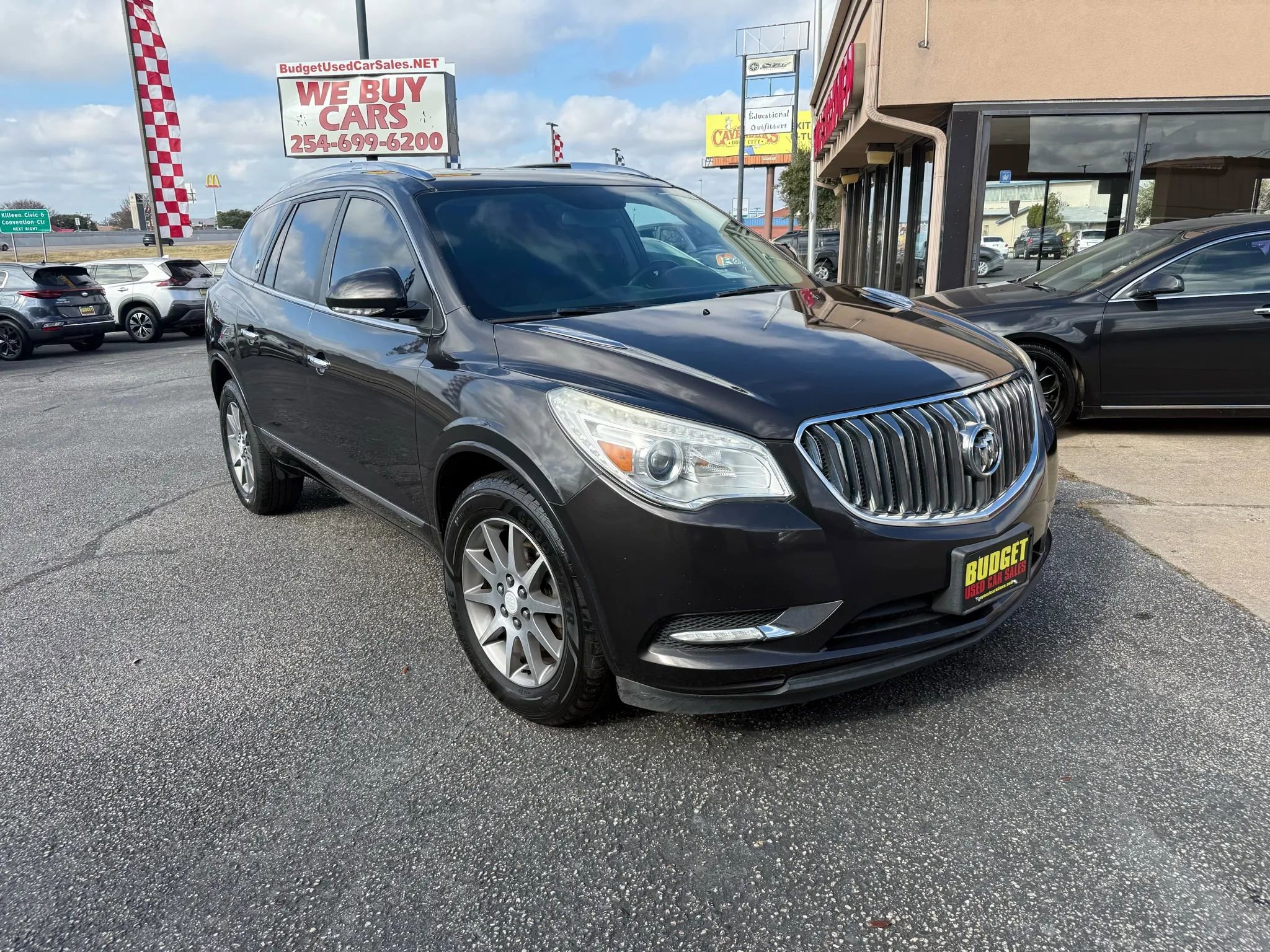 Used 2015 Buick Enclave Leather image 3