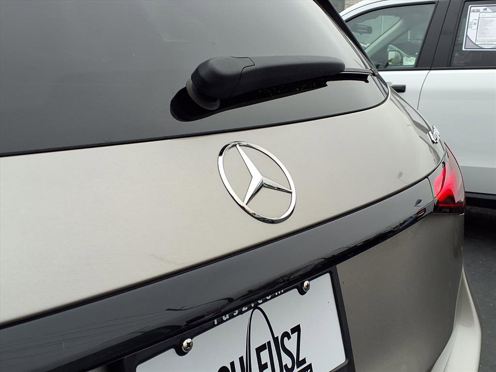 Used 2024 Mercedes-Benz GLC 300 4MATIC image 34
