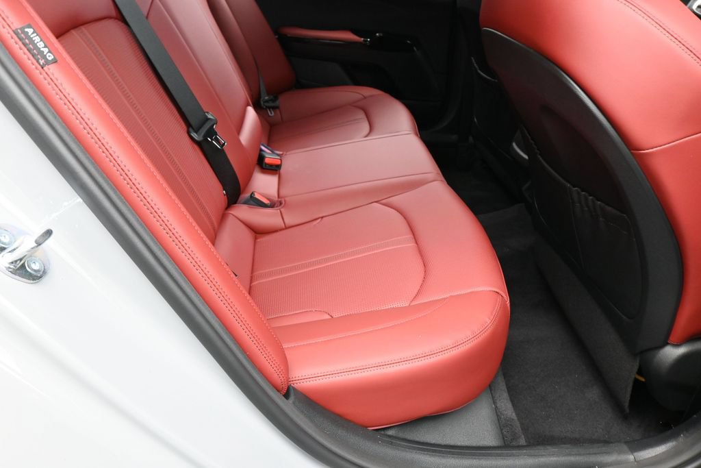 Used 2026 Kia K5 GT-Line image 41