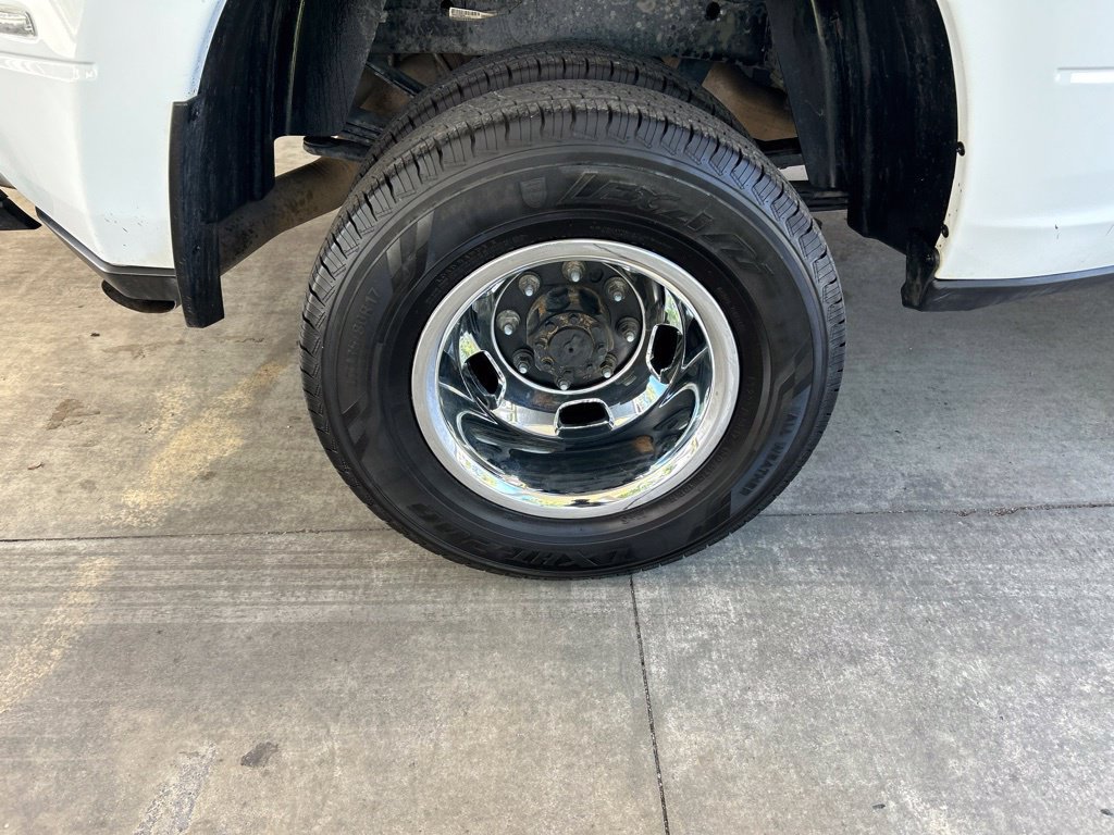 Used 2024 RAM 3500 Big Horn AWD/4WD image 23