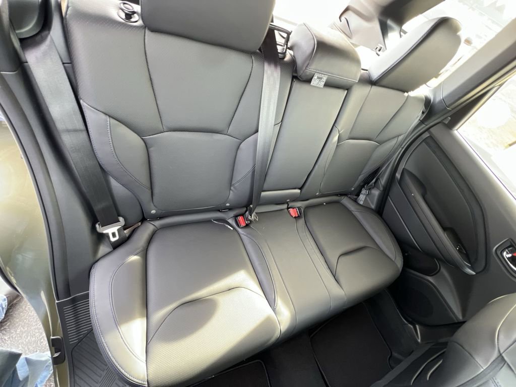 Used 2025 Subaru Forester Limited AWD/4WD image 28